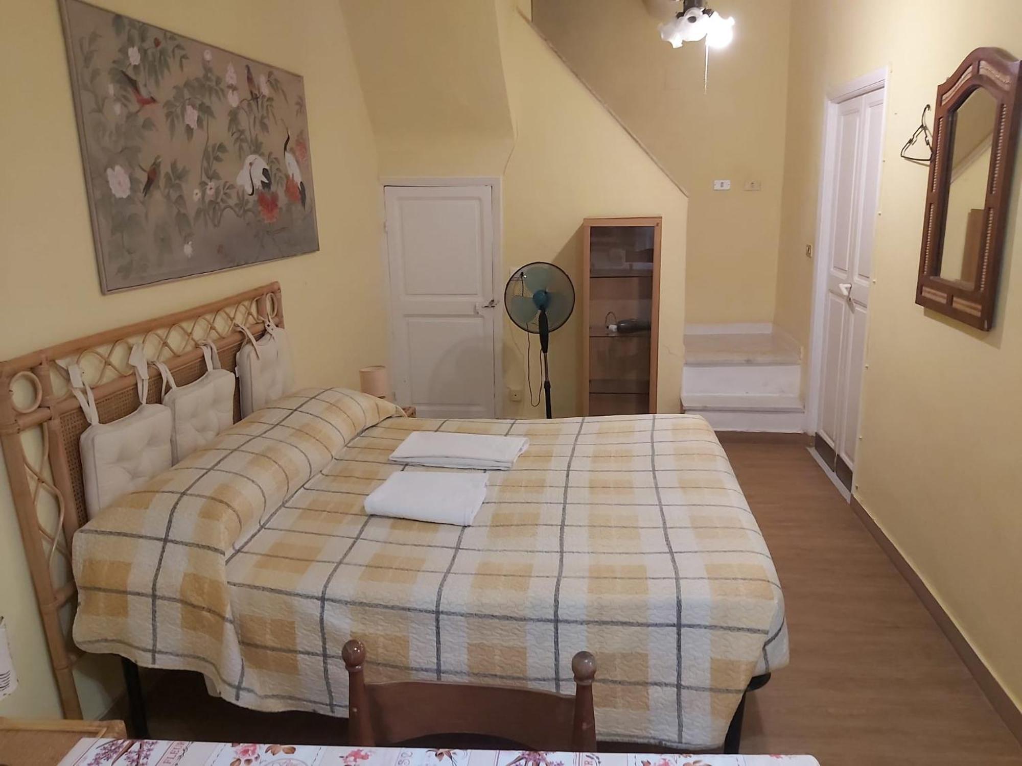Luisa Rooms 2 - Apartment In The Heart Of Вернаца Екстериор снимка