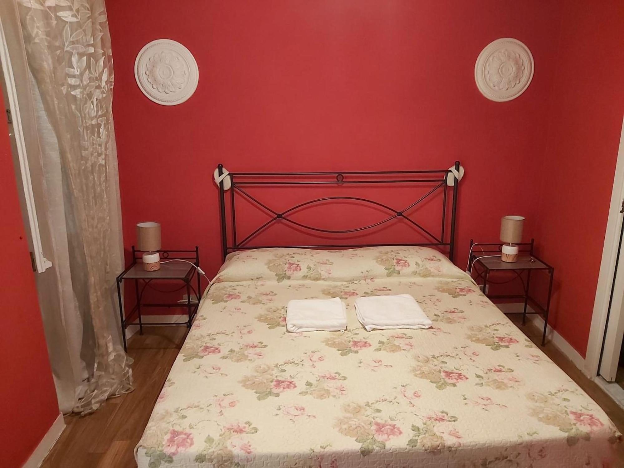 Luisa Rooms 2 - Apartment In The Heart Of Вернаца Екстериор снимка
